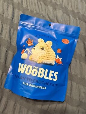 The Woobles Learn to Crochet Kit - Blue Packaging NEW Lizzie the Corgi